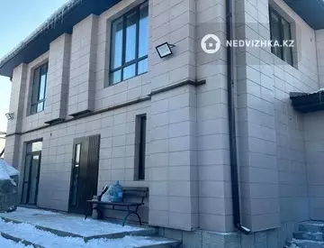 7-комнатный дом, 7 соток, 360 м²