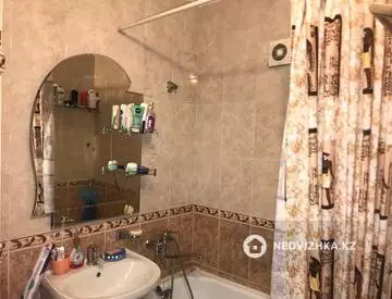 1-комнатная квартира, этаж 2 из 4, 33 м²