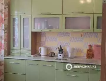 3-комнатная квартира, этаж 1 из 2, 83 м²