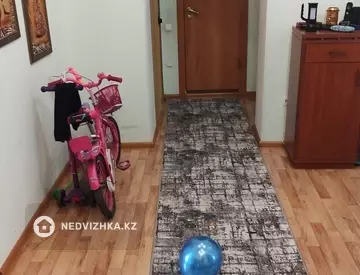 3-комнатная квартира, этаж 1 из 2, 83 м²