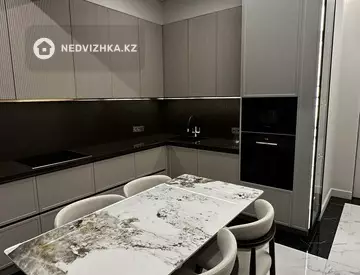 3-комнатная квартира, этаж 13 из 14, 115 м²