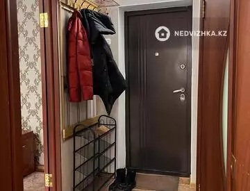 1-комнатная квартира, этаж 3 из 5, 36 м²