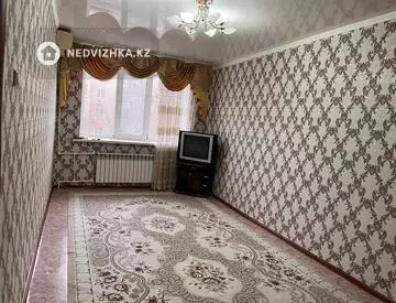 1-комнатная квартира, этаж 3 из 5, 36 м²