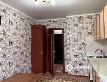 1-комнатная квартира, этаж 3 из 5, 36 м²