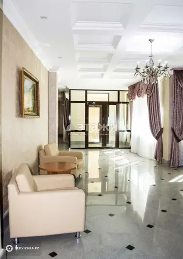 3-комнатная квартира, этаж 5 из 8, 130 м²