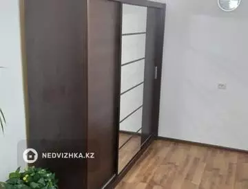 2-комнатная квартира, этаж 3 из 5, 47 м²