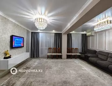 3-комнатная квартира, этаж 2 из 5, 83 м²