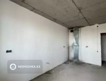 3-комнатная квартира, этаж 12 из 13, 111 м²