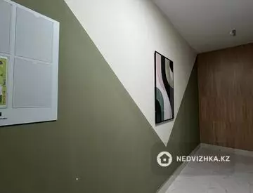 3-комнатная квартира, этаж 12 из 13, 111 м²