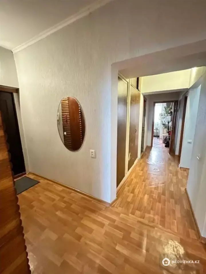 93.5 м², 4-комнатная квартира, этаж 9 из 9, 94 м², изображение - 1
