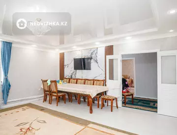 1-комнатный дом, 10 соток, 375 м²