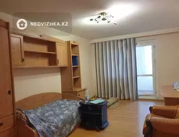 4-комнатная квартира, этаж 4 из 9, 102 м²