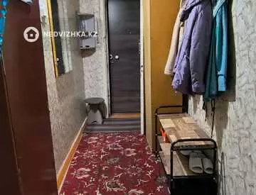 1-комнатная квартира, этаж 4 из 5, 36 м²
