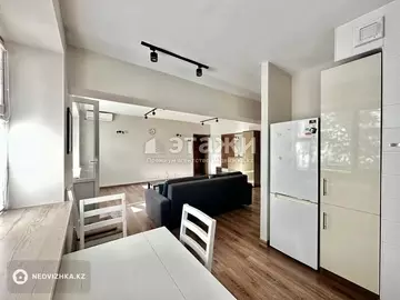 2-комнатная квартира, этаж 4 из 5, 61 м²