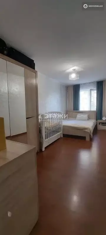 2-комнатная квартира, этаж 3 из 5, 44 м²