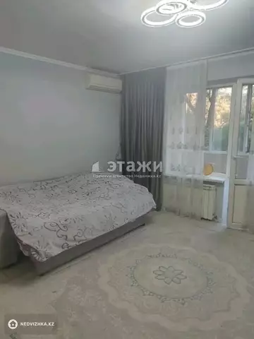 1-комнатная квартира, этаж 3 из 7, 48 м²