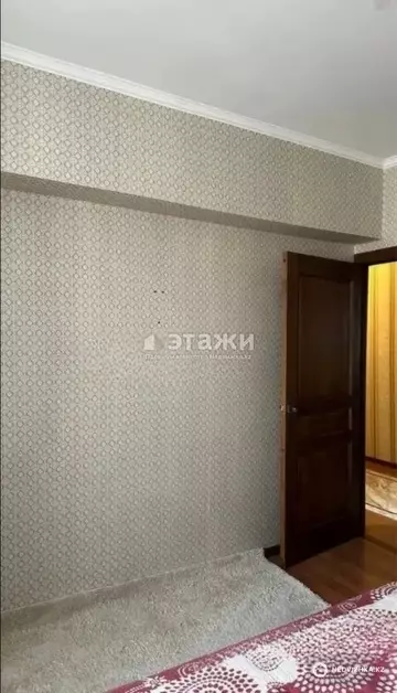 2-комнатная квартира, этаж 4 из 5, 55 м²