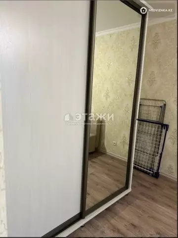 1-комнатная квартира, этаж 3 из 10, 38 м²