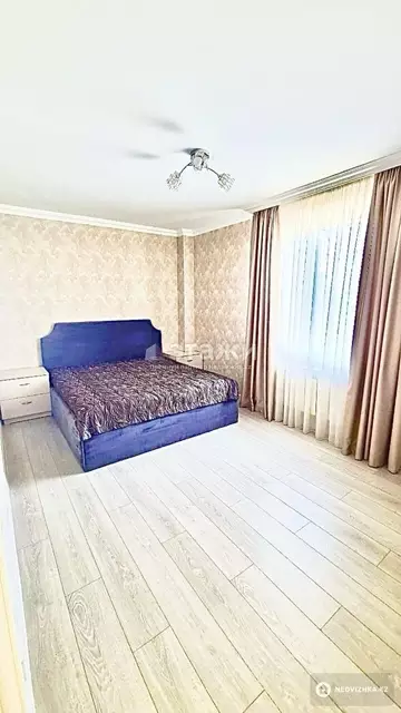 3-комнатная квартира, этаж 9 из 10, 73 м²