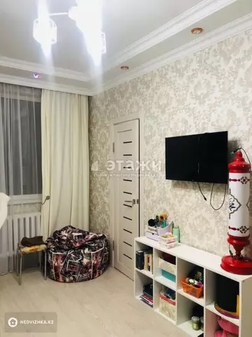 3-комнатная квартира, этаж 2 из 12, 87 м²