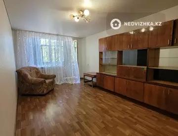 3-комнатная квартира, этаж 3 из 5, 62 м²