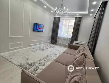3-комнатная квартира, этаж 1 из 10, 81 м²