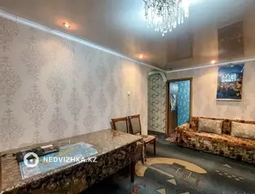 3-комнатная квартира, этаж 1 из 5, 64 м²