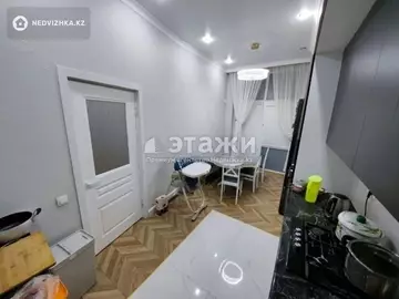 4-комнатный дом, 2 соток, 200 м²