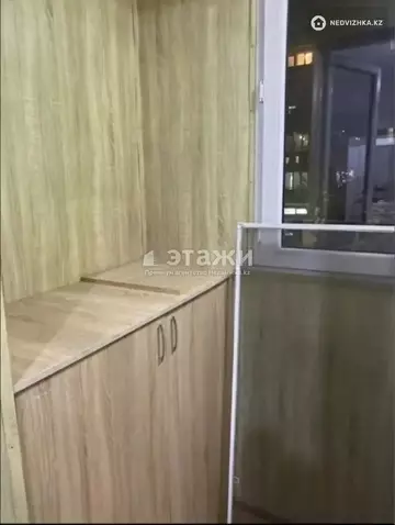 2-комнатная квартира, этаж 2 из 5, 64 м²