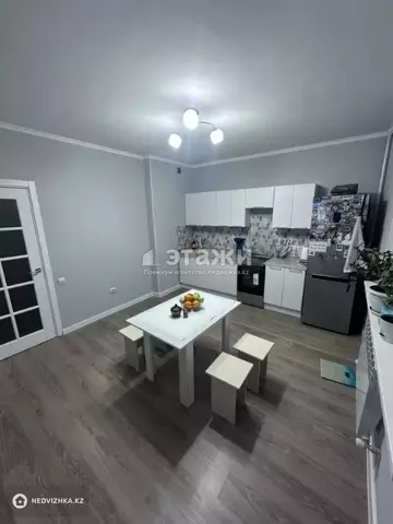 1-комнатная квартира, этаж 3 из 9, 48 м²