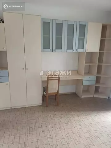 1-комнатная квартира, этаж 3 из 5, 39 м²