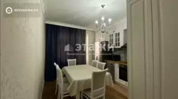 4-комнатная квартира, этаж 3 из 14, 107 м²