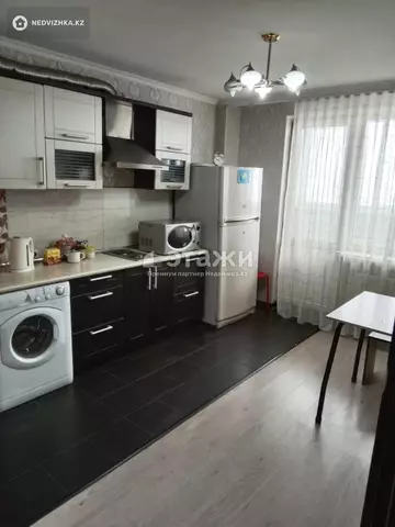 1-комнатная квартира, этаж 7 из 17, 42 м²