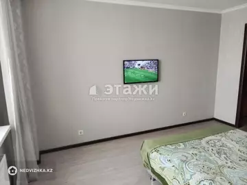 1-комнатная квартира, этаж 7 из 17, 42 м²