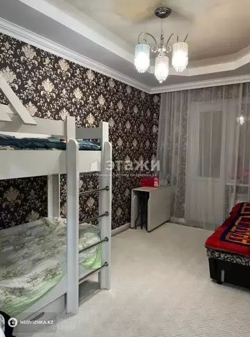 3-комнатная квартира, этаж 10 из 12, 90 м²