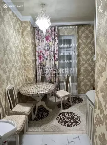 3-комнатная квартира, этаж 10 из 12, 90 м²