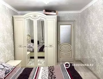 3-комнатная квартира, этаж 1 из 9, 68 м²