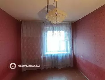 3-комнатная квартира, этаж 4 из 4, 60 м²