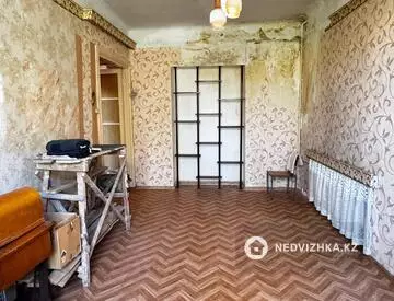 3-комнатная квартира, этаж 4 из 4, 74 м²