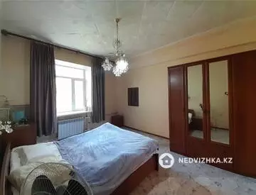 3-комнатная квартира, этаж 2 из 3, 75 м²