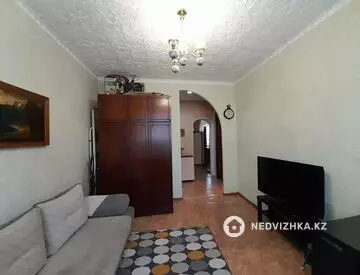 3-комнатная квартира, этаж 1 из 4, 74 м²