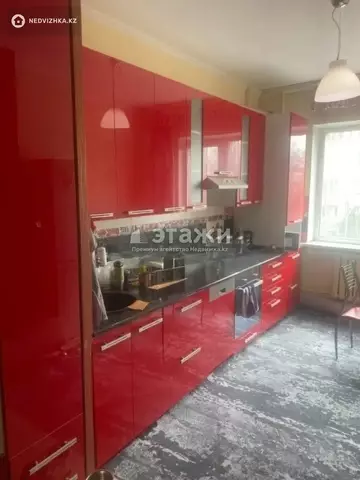 1-комнатная квартира, этаж 4 из 9, 40 м²