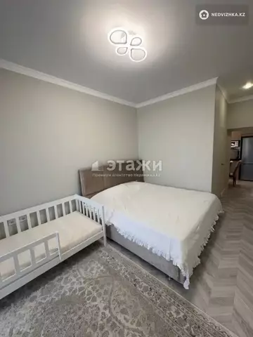 2-комнатная квартира, этаж 13 из 20, 63 м²