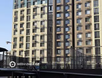 2-комнатная квартира, этаж 13 из 14, 44 м²