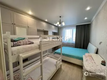 2-комнатная квартира, этаж 8 из 14, 76 м²