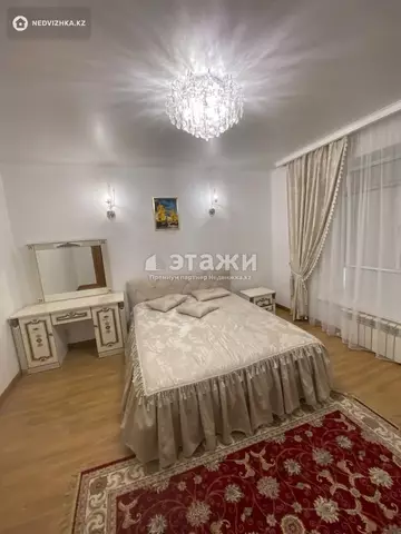 2-комнатная квартира, этаж 3 из 8, 56 м²