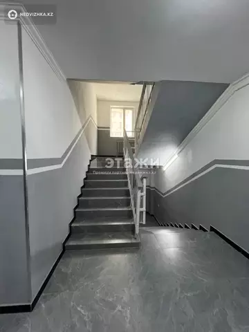 2-комнатная квартира, этаж 7 из 10, 63 м²