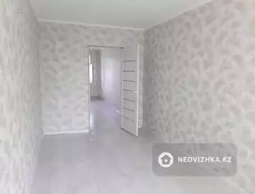 2-комнатная квартира, этаж 4 из 5, 46 м²