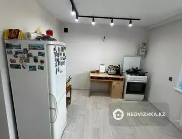 2-комнатная квартира, этаж 2 из 5, 70 м²