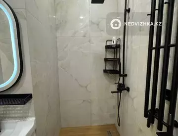 80 м², 4-комнатная квартира, этаж 6 из 13, 80 м², посуточно, изображение - 12